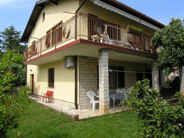 Apartmani Marko - Novigrad AP KIWI