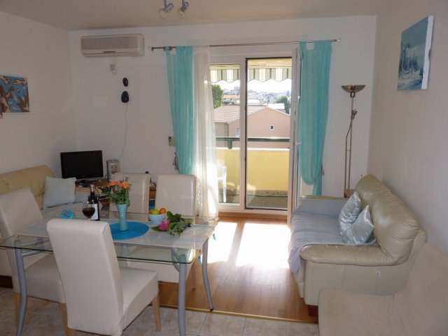 Apartman Mary - Okrug Gornji (4+0)