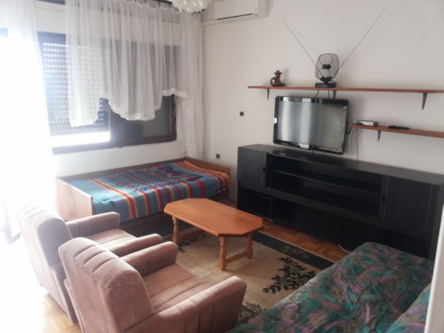 Apartmani Katica APP3, Novalja, Zrće (5+1)