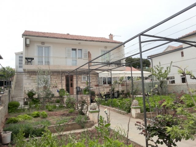 Apartmani Bernarda - Jezera AP2 (2+2)